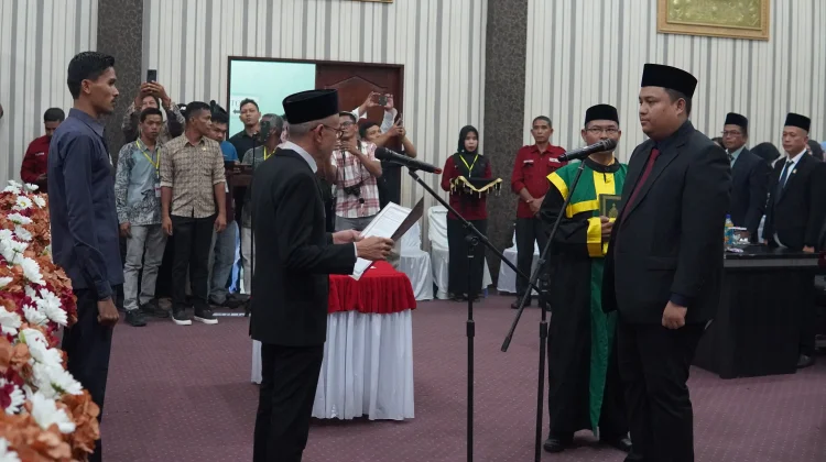 Melalui Mekanisme PAW, Putra Bupati Singkil Dilantik Menjadi Anggota DPR