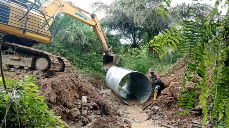 Genjot Distribusi Hasil Tani Rundeng, Pembangunan Jembatan Garuda Terus Dipacu