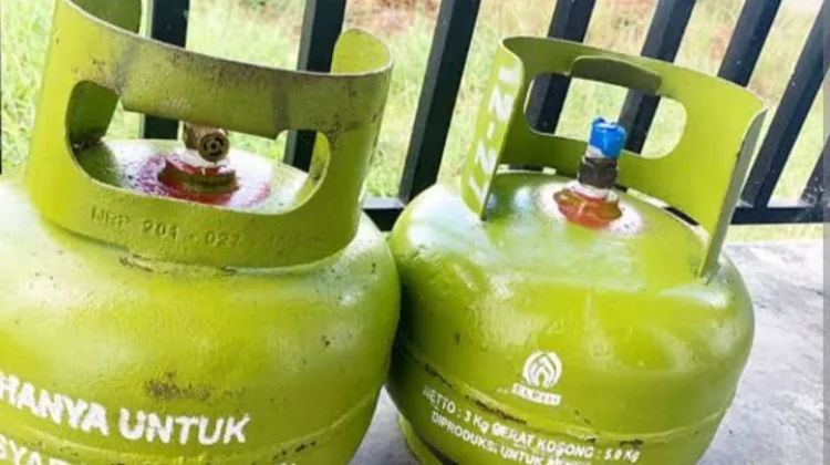 Warga Mengeluh, Harga Gas LPG 3 Kg di Singkil Melambung