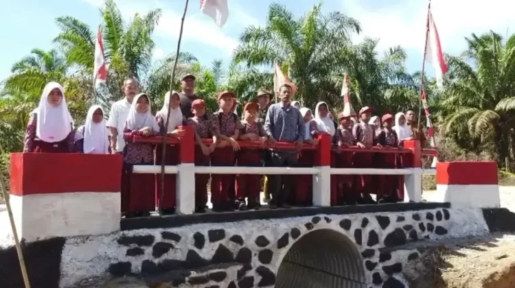 Jembatan Garuda Rampung, Akses Warga Dasan Raja Subulussalam Kian Lancar