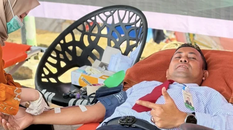 HUT ke-53, Bank Aceh Syariah Subulussalam Sumbangkan Puluhan Kantong Darah