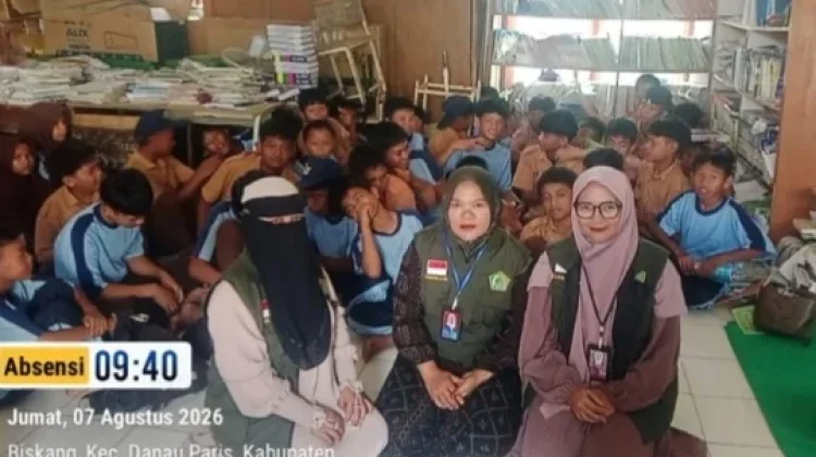 Penyuluh Agama Islam Berikan Penyuluhan Rukun dan Bacaan Sholat kepada Siswa