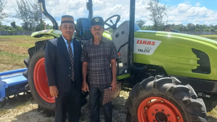 Traktor dan Cultivator Masuk Desa, Petani Singkil Optimis Dongkrak Hasil Panen