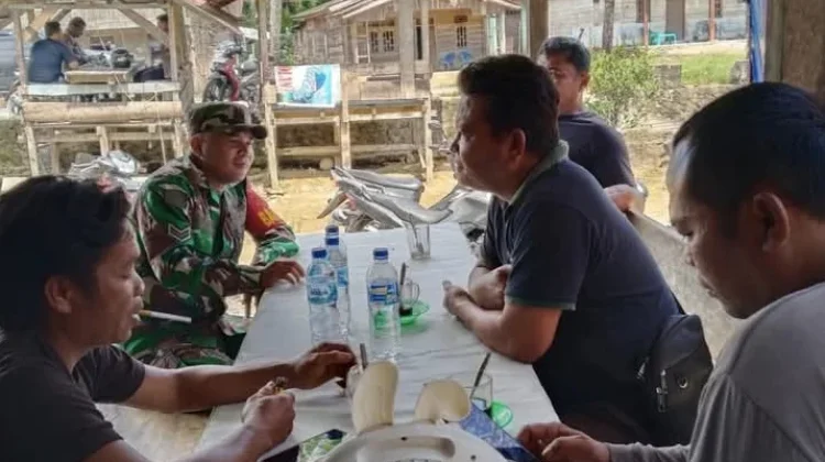 Babinsa Ajak Warga di Singkil Perkuat Kerukunan Antar Umat Beragama