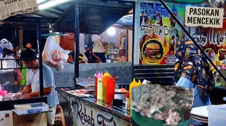 Harga Ayam Potong Melonjak Dratis Nasib UMKM di Ujung Tanduk