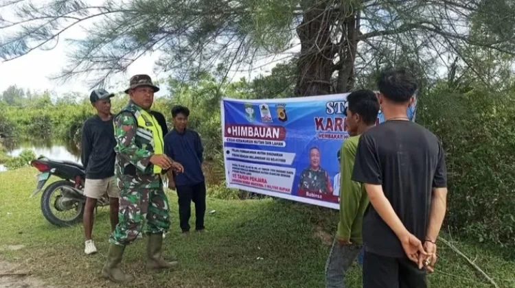 Antisipasi Karhutla, Warga Bersama Babinsa di Singkil Gencarkan Patroli