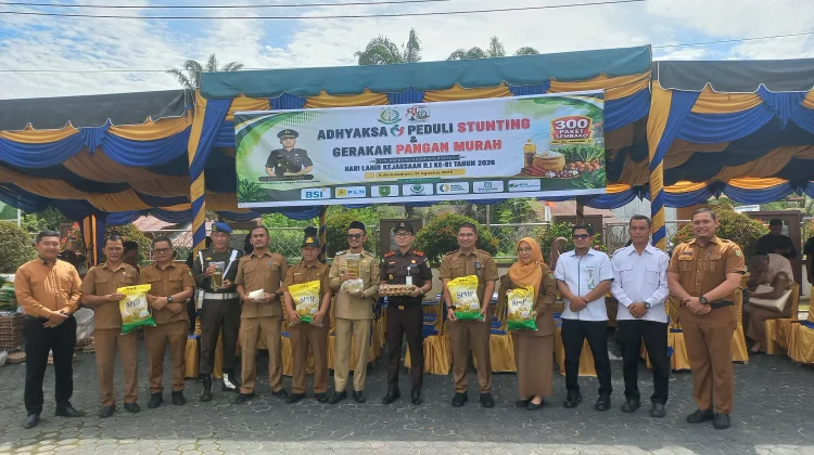 Bantu Warga, Kejari Subulussalam Gelar Pangan Murah dan Peduli Stunting