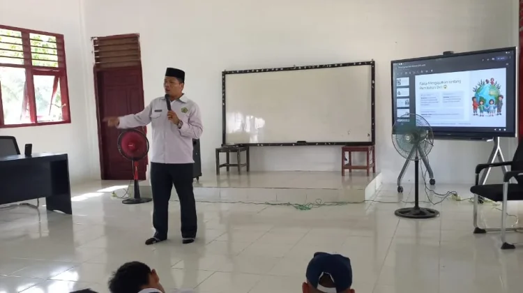 Penyuluh Agama Bekali Siswa SMP di Subulussalam Soal Nikah Dini