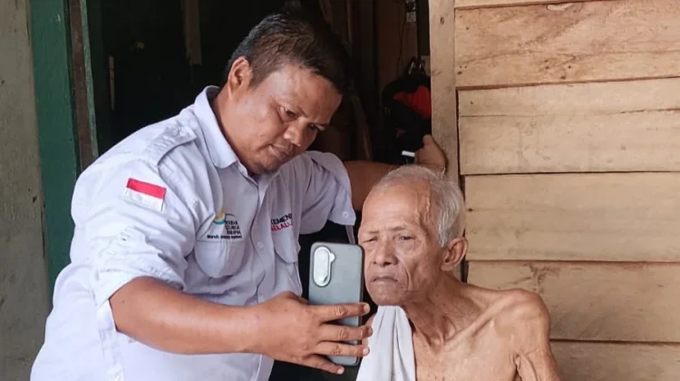 Tim PKH Subulussalam dan Babinsa Sisir Warga Pendataan Perlinsos di 3 Desa