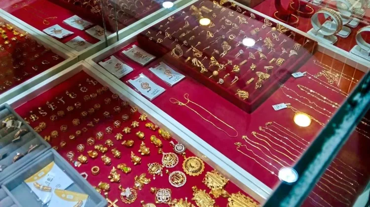 Harga Emas di Aceh Singkil Hari ini Rp7.660.000 Per Mayam