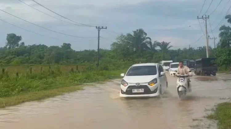 Air Mulai Naik, Pengendara di Lintasan Sebatang-Selok Singkil Diminta Waspada