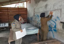 Satpol PP Subulussalam Sebar Aturan Operasional Warung Makan