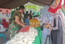 TNI Hadirkan Bazar Ramadan Ringankan Beban Warga Singkil Menjelang Lebaran