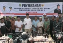 Wali Kota Subulussalam Salurkan Bantuan Daging Presiden Prabowo