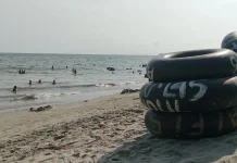Usaha Sewa Ban di Pantai Gostel Ketiban Untung Selama Libur Lebaran