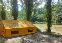 Relawan Pinjam Perahu Basarnas Sumut, Cari Korban Mobil Terjun ke Jurang Lae Kombih