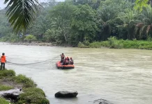 Cari Pasutri Hilang Petugas Pasang Jaring Raksasa Sikelang
