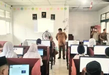 Evaluasi Mutu Pendidikan Plt Kadisdikbud Tinjau Pelaksanaan TKA