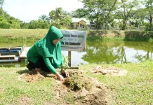Ibu-ibu Persit Singkil Gelar Aksi Tanam Pohon