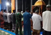 Manfaatkan Asmara Subuh, TNI di Singkil Serukan Persatuan