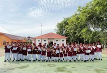 Bagi Rapor Akhir Semester, Sekolah Rakyat Subulussalam Apresiasi Juara