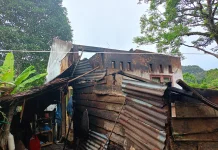 Angin Puting Beliung Terjang Rumah Warga di Pulau Banyak Barat
