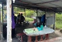 Warkop Sederhana di Gosong Telaga Barat Jadi Favorit Warga sejak 2021