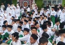 Tawa dan Senyum Anak Warnai Hari Pertama Sekolah di Subulussalam