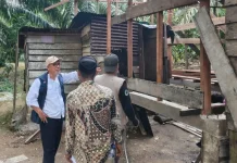 Kawal Dana Tepat Sasaran, Kalaksa BPBD Subulussalam Tinjau Rumah Bantuan Banjir