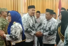 Dikukuhkan, PGRI Diminta Perkuat Kolaborasi dengan Pemda Demi Mutu Pedidikan