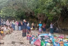Ribuan Warga Singkil Gelar Tradisi Tolak Bala