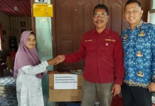 Newscyber.id Salurkan Bantuan Kompor Gas untuk Pelaku UMKM di Aceh Singkil