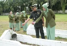 Kodim 0109/Aceh Singkil Ziarah Makam Pahlawan