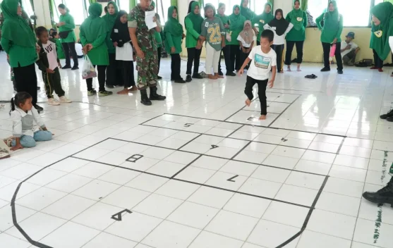 Peringati HUT ke-80, Persit Singkil Gelar Lomba Permainan Tradisional
