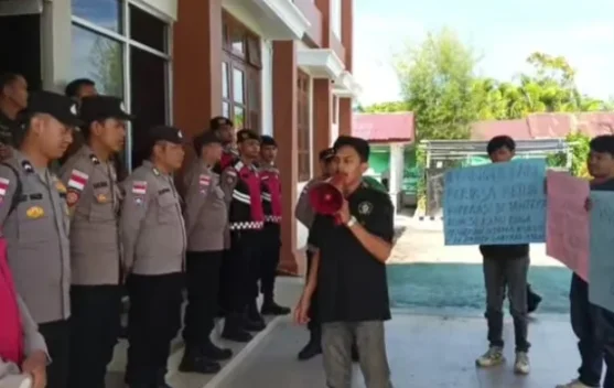 Solidaritas Mahasiswa di Singkil Soroti Dugaan Korupsi