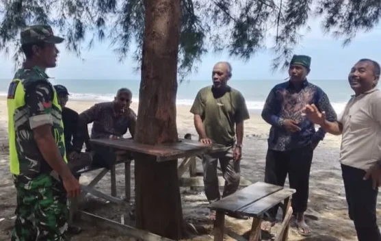 Melalui Komsos, Babinsa Dorong Nelayan  Jaga Persaudaraan dan Kepedulian