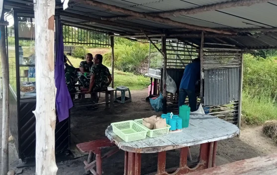 Warkop Sederhana di Gosong Telaga Barat Jadi Favorit Warga sejak 2021
