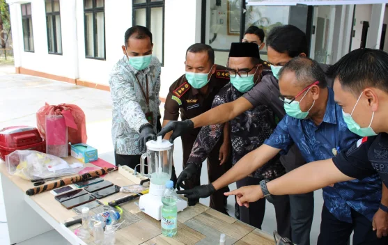 Musnahkan Ratusan BB dari 33 Perkara, Kajari Singkil : Paling Menonjol Narkotika