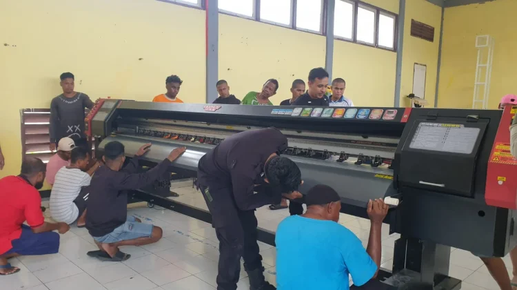 Lapas Tual Hadirkan Mesin Cetak, Berdayakan Warga Binaan