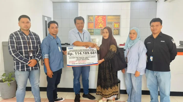 Komitmen Nyata, BRI Ambon Bayarkan Klaim Aurora+ BRILife