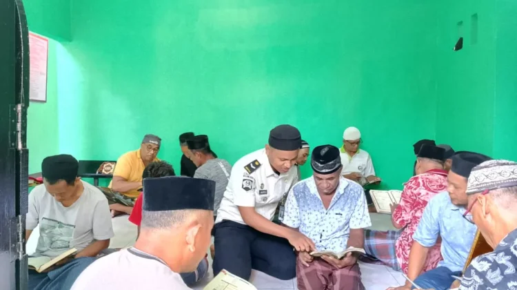 Petugas dan Warga Binaan Lapas Wahai Tadarus Bersama