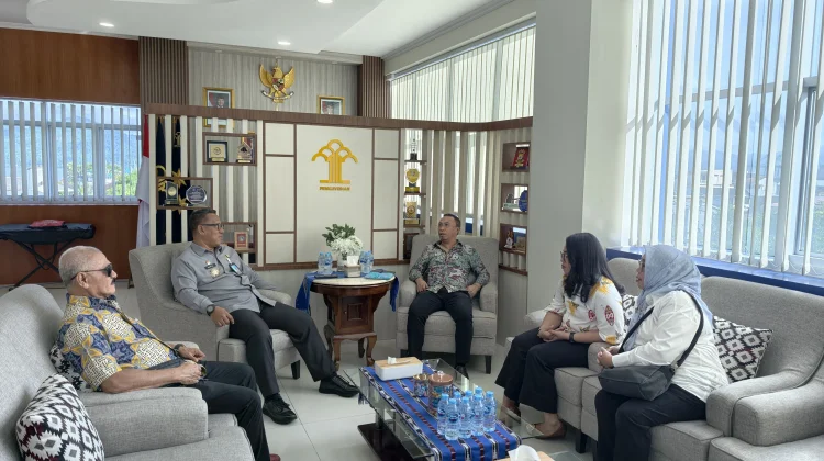 Saiful Sahri Terima Kunjungan LPPM Universitas Pattimura Terkait Program KKN