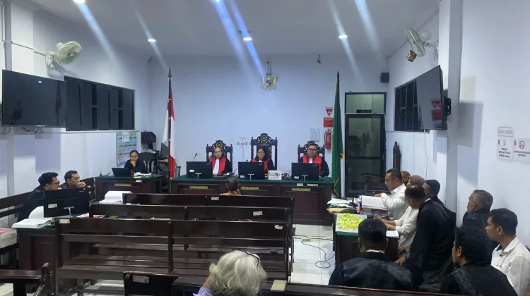 Ahli Keuangan di Sidang Fatlolon Cs: Disposisi Bukan Perintah Pencairan!