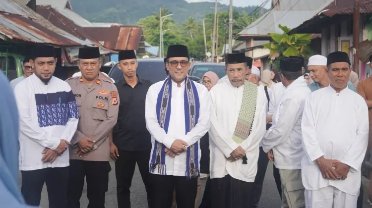 Pemda Malteng Salurkan Dua Ton Beras di Leihitu