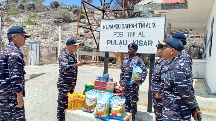 Koarmada III Perkuat Pos TNI-AL untuk Pengamanan Perbatasan