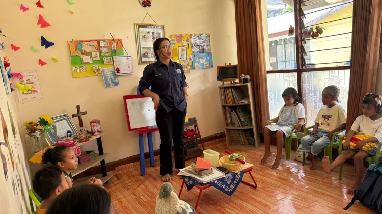 Isi Waktu Libur, Pengasuh SMTPI Sektor Bethlehem Passo Edukasi Anak