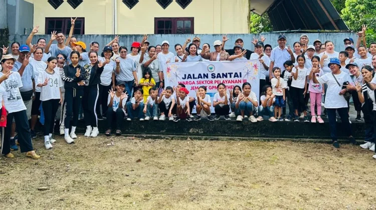 PHBG Sektor III Jemaat GPM Bethel Awali Pra Paskah: Jalan Santai dan Senam Sehat