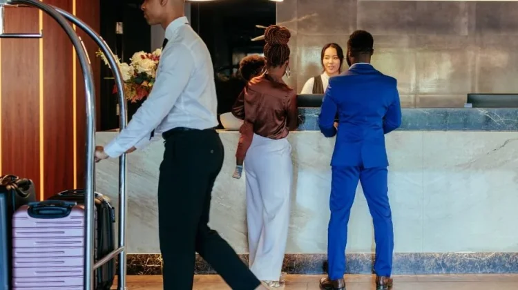 Tingkat Penggunaan Kamar Hotel di Ambon Melonjak saat Libur Lebaran.