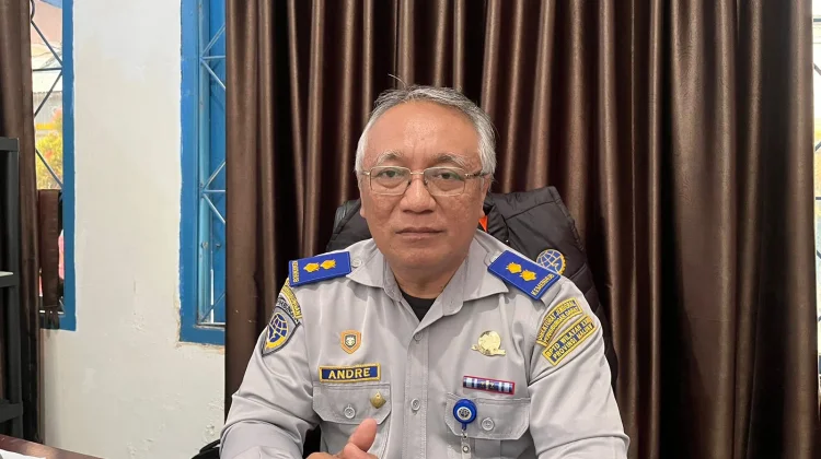 Operator Kapal Diingatkan Tolak Truk Kelebihan Muatan