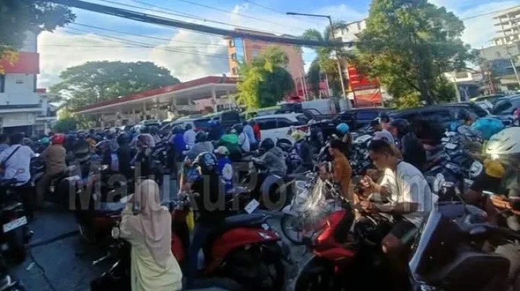 Sering Picu Kemacetan, Anos Desak Tinjau Ulang SPBU Galunggung & Pohon Pule